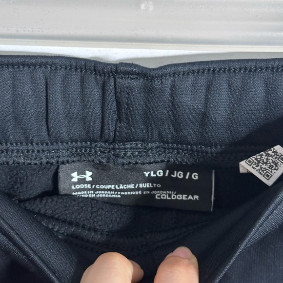 Under Armour Kids Black SweatPants Loose Coldgear size L - Picture 4 of 7